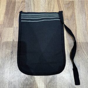 Gąbka peelingująca czarna 1szt